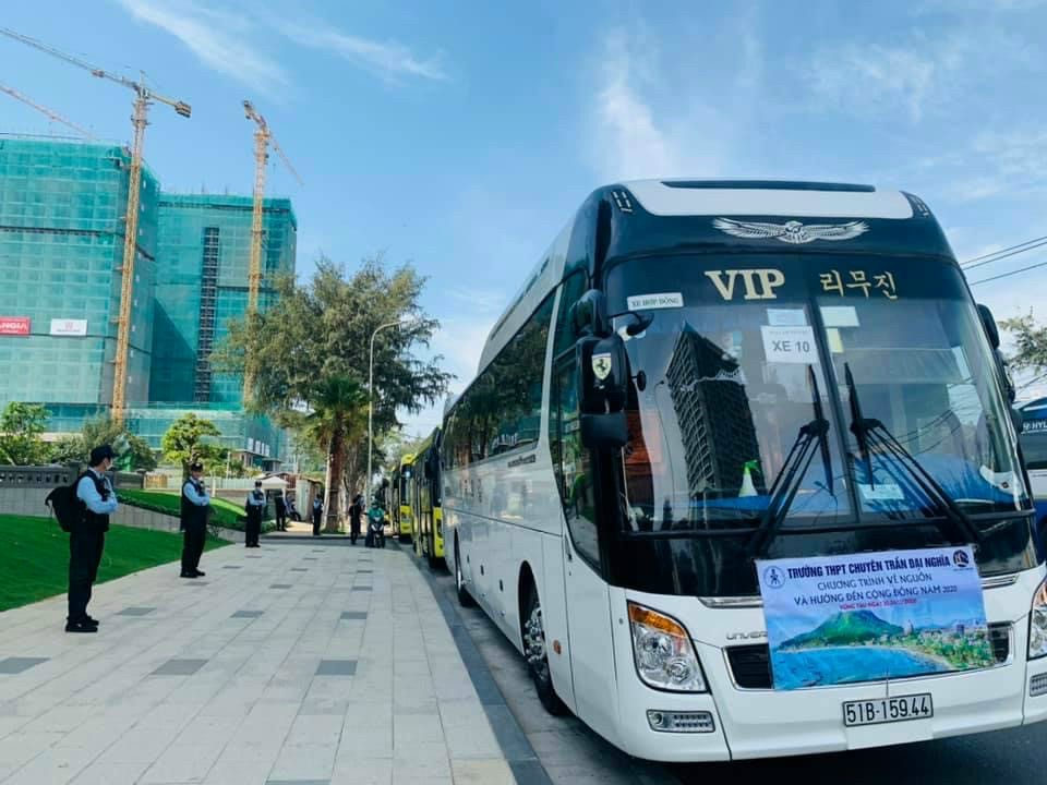Yuki Seppre 24 tại sự kiện giao lưu học thuật của tRường Trần Đại Nghĩa