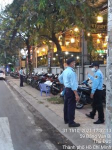 Bảo vệ Yuki Seppre 24 tại cafe Red Thủ Đức